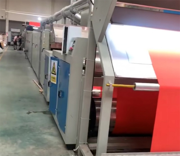 �L�d�����r��������ɫ�r��Ͷ�����a(ch��n)�����gӭ���������β�ُ